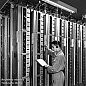 Tecnico di una centrale automatica urbana di Torino, anni ‘50 (Archivio storico Telecom italia)