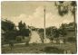 Parco della Rimembranza; viale interno con sullo sfondo il Monumento ai Caduti.