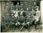 Seresini Nicola - foto di gruppo con ufficiali e 2 ufficiali superiori (una nota sul retro lo segnala senza indicarne la posizione) 