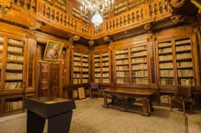 Biblioteca Guarneriana (sala Fontaniniana)