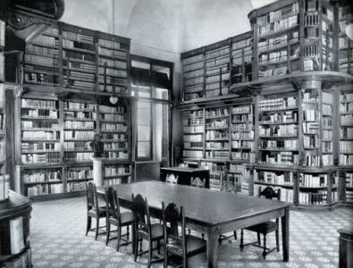 Biblioteca universitaria di Napoli