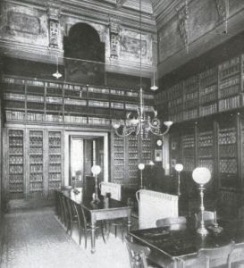 Biblioteca civica Ubaldo Mazzini - sala di lettura (1942)